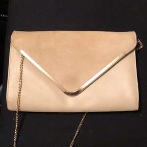 Tan crossbody purse with gold chain
